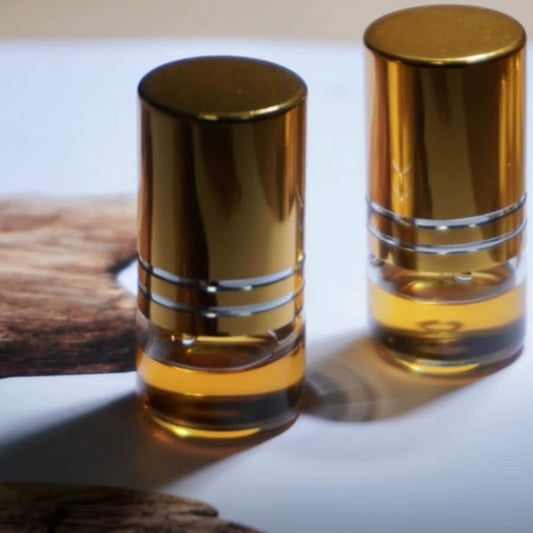 Source Factory Agarwood Essential Oil Green Qinan Agarwood Oil Single Chess Nan Essential Oil Agarwood Oil Super Critical Aromatherapy Essential Oil